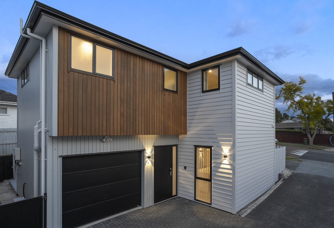 39A Connaught Street, Blockhouse Bay, Auckland - Carousel 1