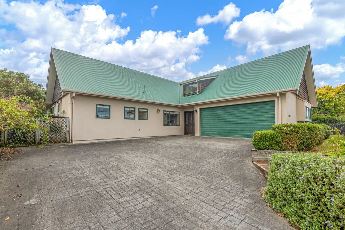 6 Wanganui Road, Marton - Carousel 2