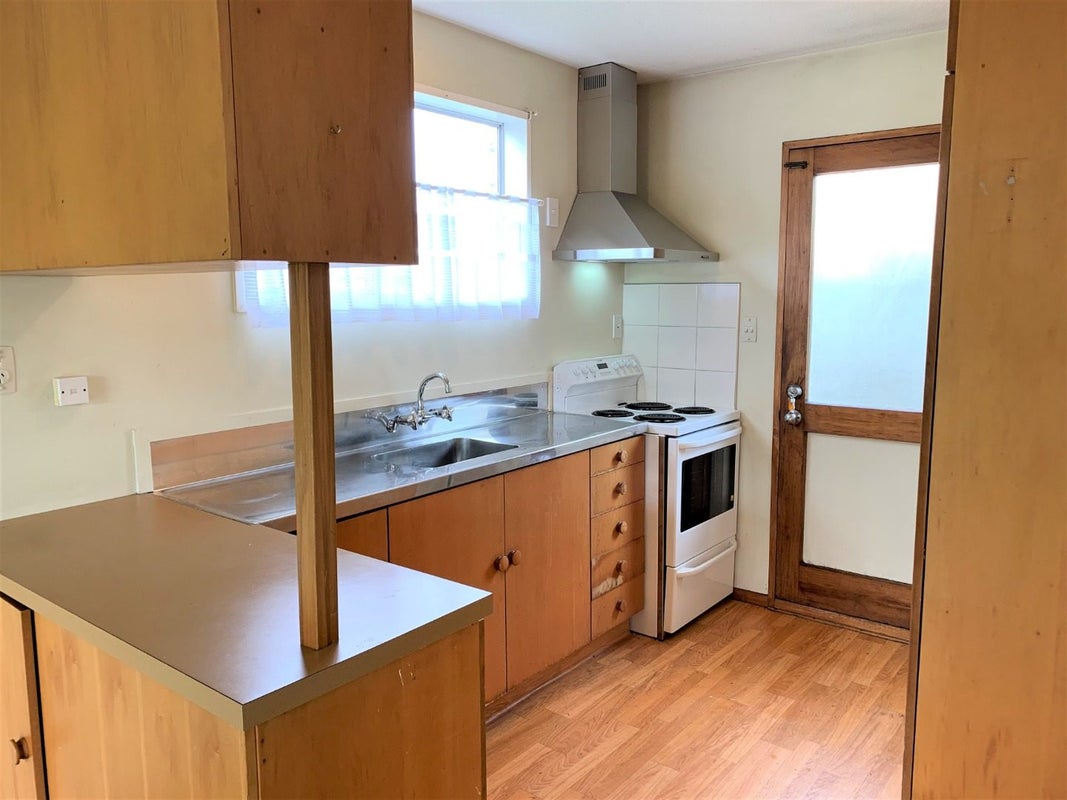 2/3 Boon Street, Sydenham, Christchurch - Carousel 2