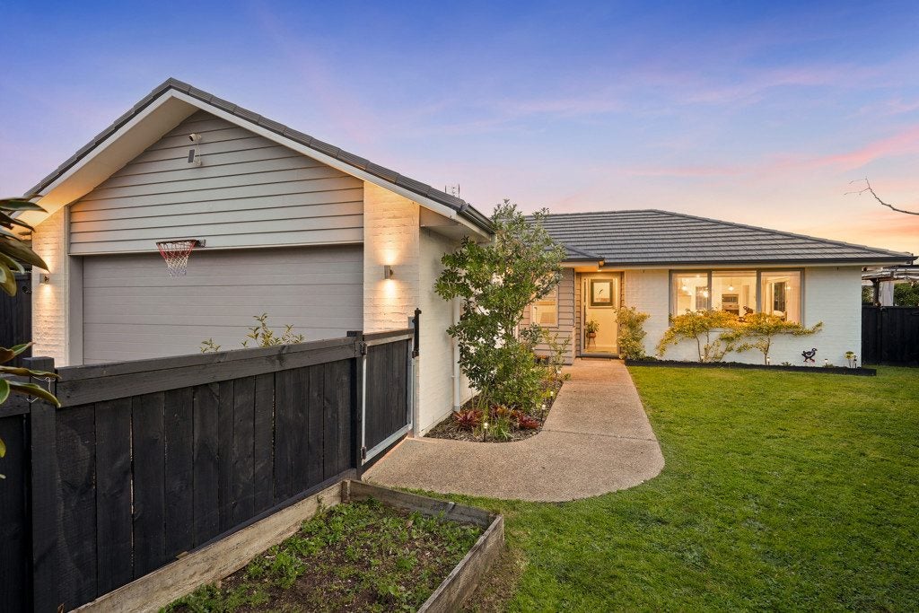 11 Grapnel Street, Silverdale, Silverdale - Carousel 1