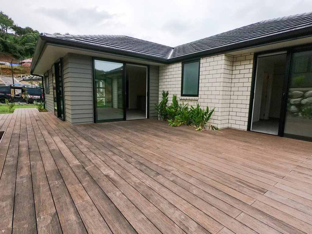 31 Sycamore Grove, Lower Vogeltown, New Plymouth - Carousel 12