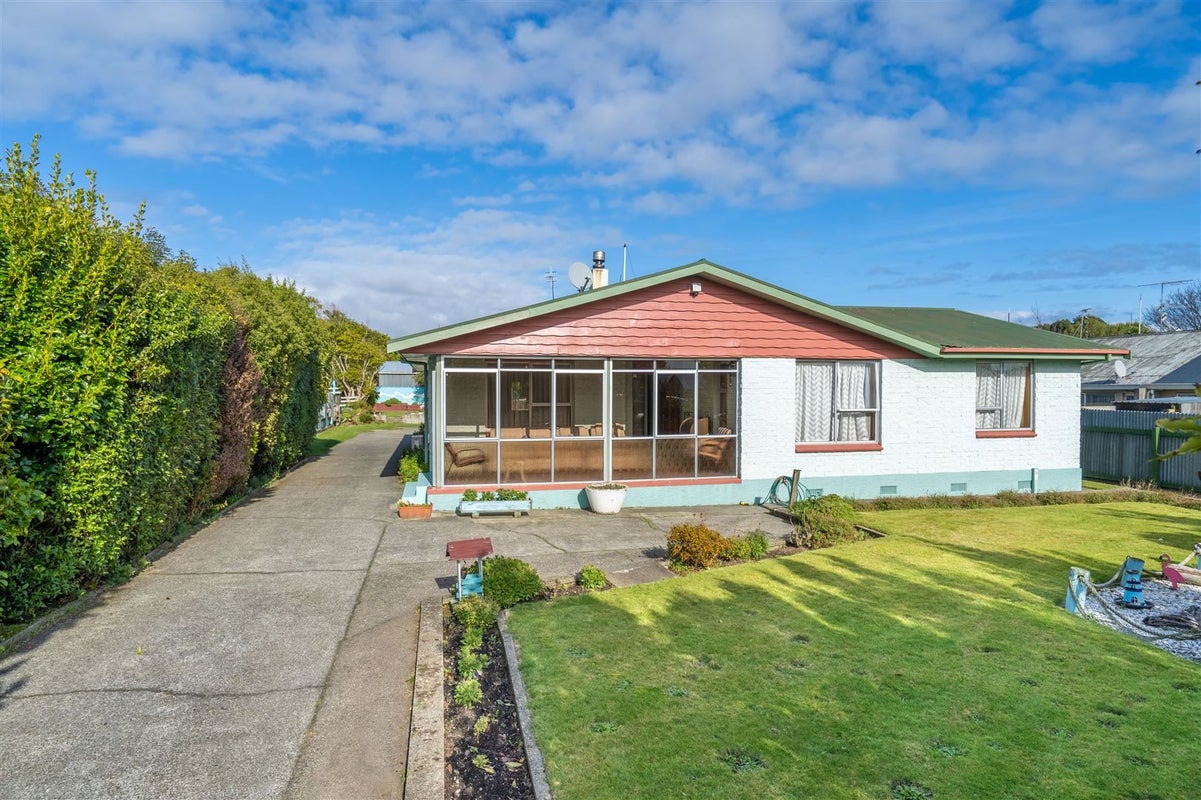 121 Earn Street, Appleby, Invercargill - Carousel 1