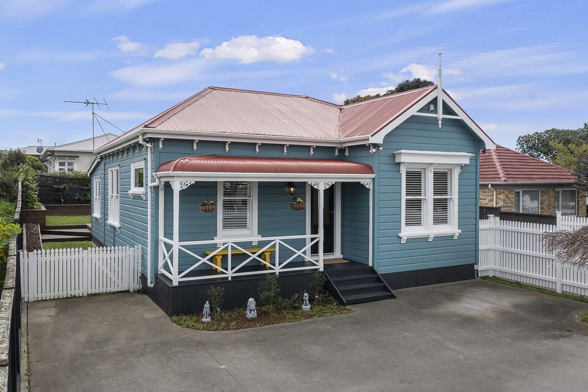 25 Miller Road, Mangere Bridge, Auckland - Carousel 1