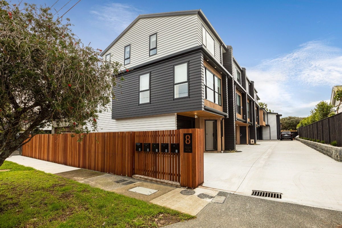8D Cornwall Park Avenue, Epsom, Auckland - Carousel 2