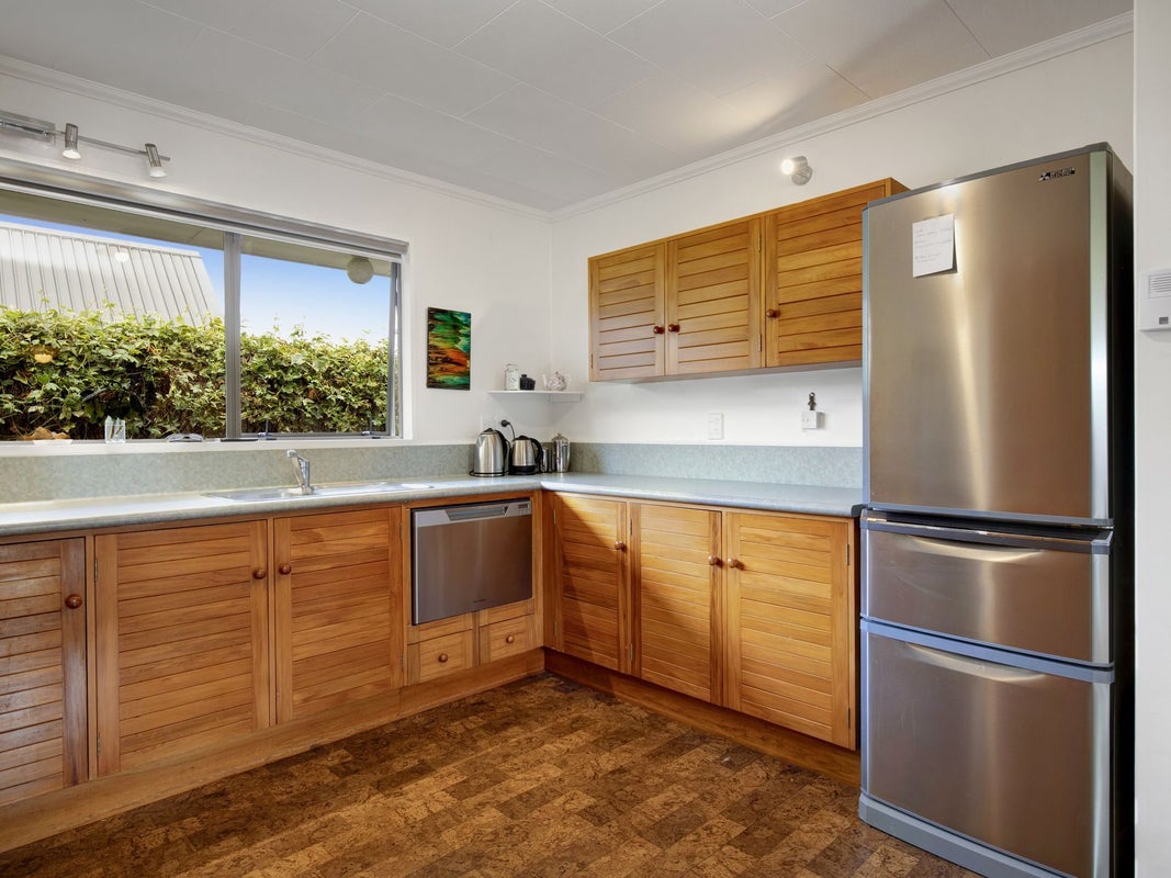 40 Kapanui Road, Waikanae, Waikanae - Carousel 1