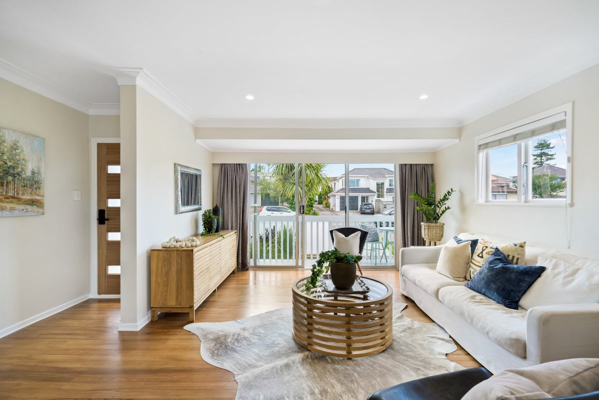 146 Wellington Street, Howick, Auckland - Carousel 2