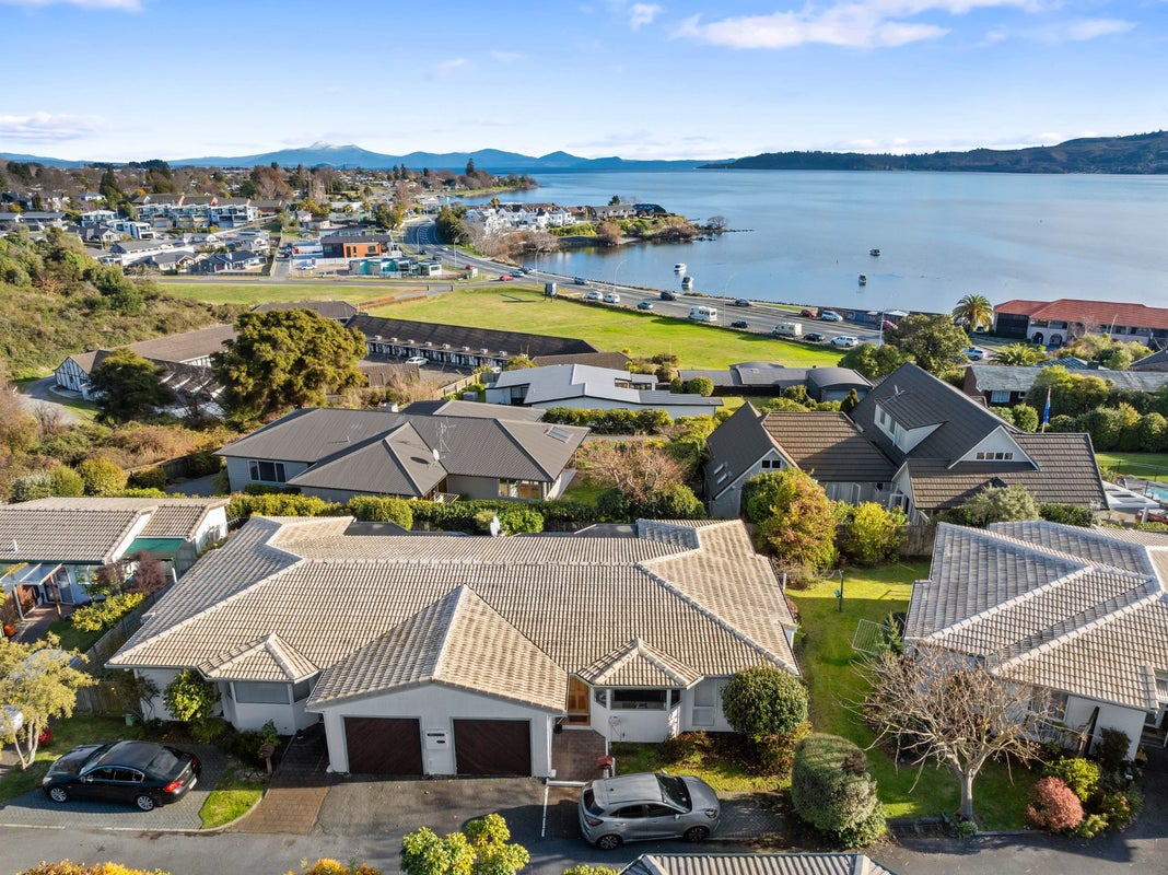 11B Shepherd Road, Waipahihi, Taupo - Carousel 13