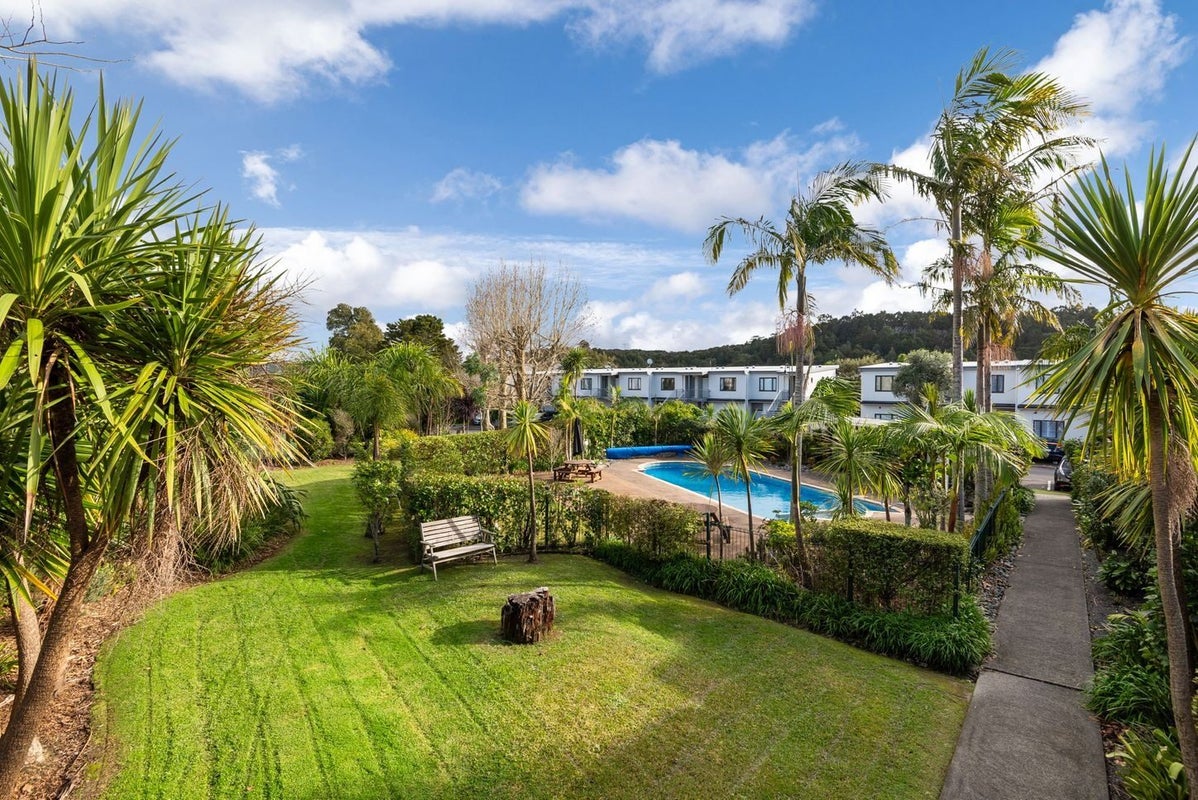 7/92 Bush Road, Albany, Auckland - Carousel 2