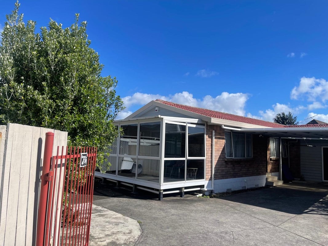 20B Kindergarten Drive, Conifer Grove, Takanini - Carousel 2