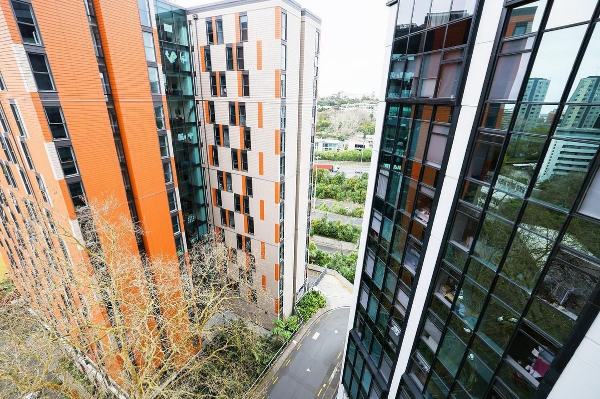 8B/6 Whitaker Place, Grafton, Auckland - Carousel 23