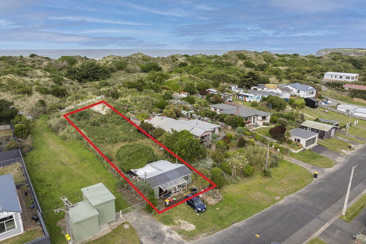 9 Luke Street, Ocean Grove, Dunedin - Carousel 1