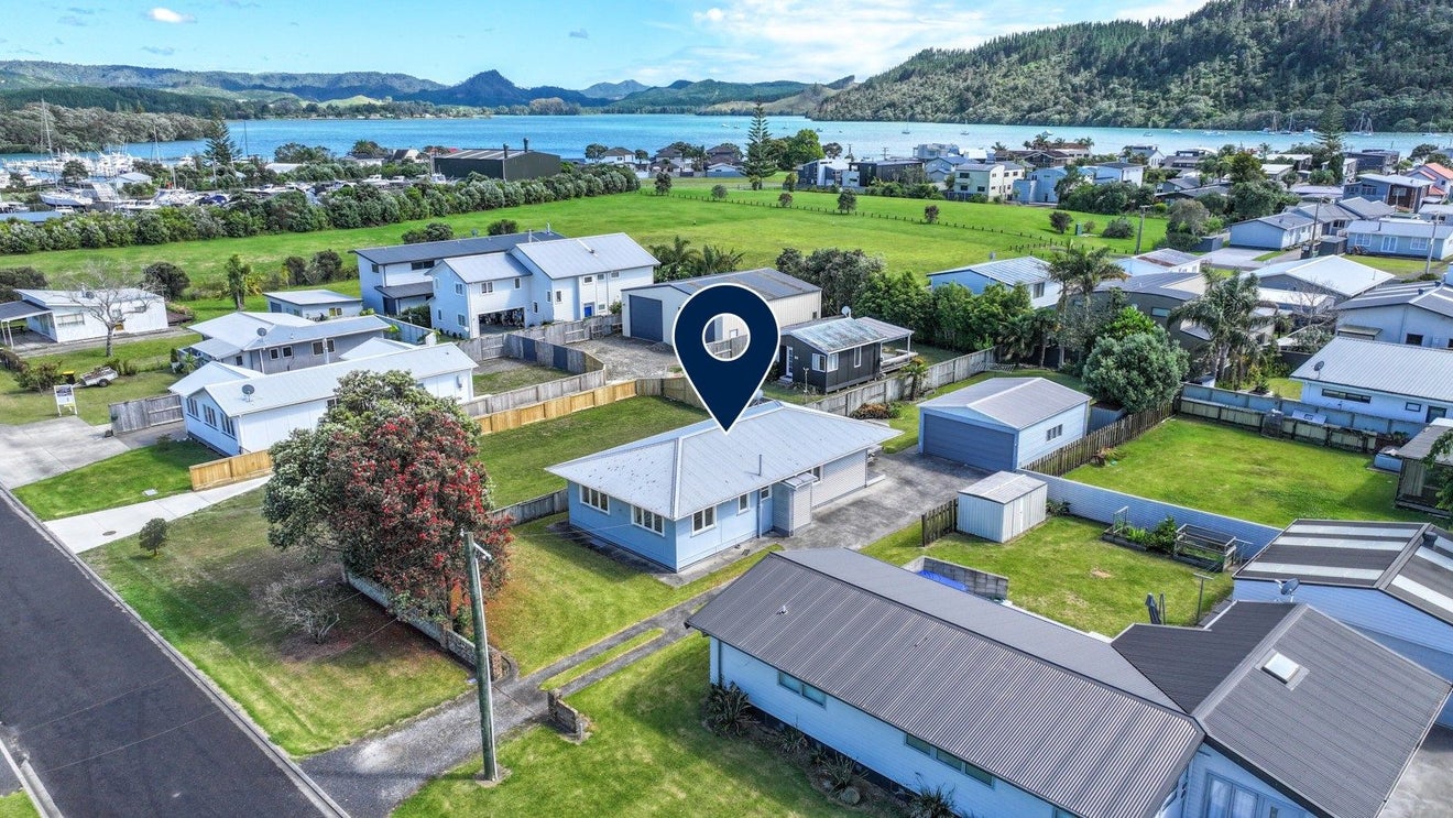 102 Riverview Road, Whangamata, Whangamata - Carousel 1