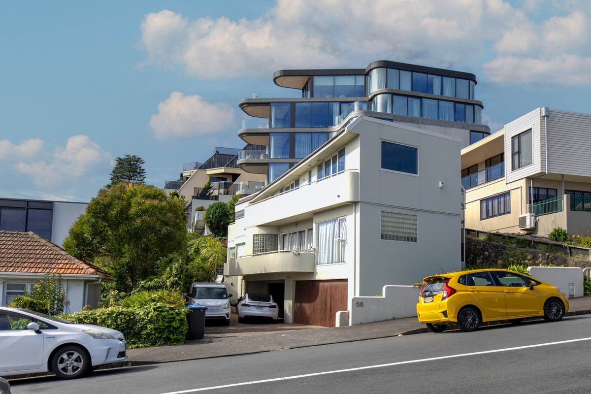 2/58 St Heliers Bay Road, St Heliers, Auckland - Carousel 2