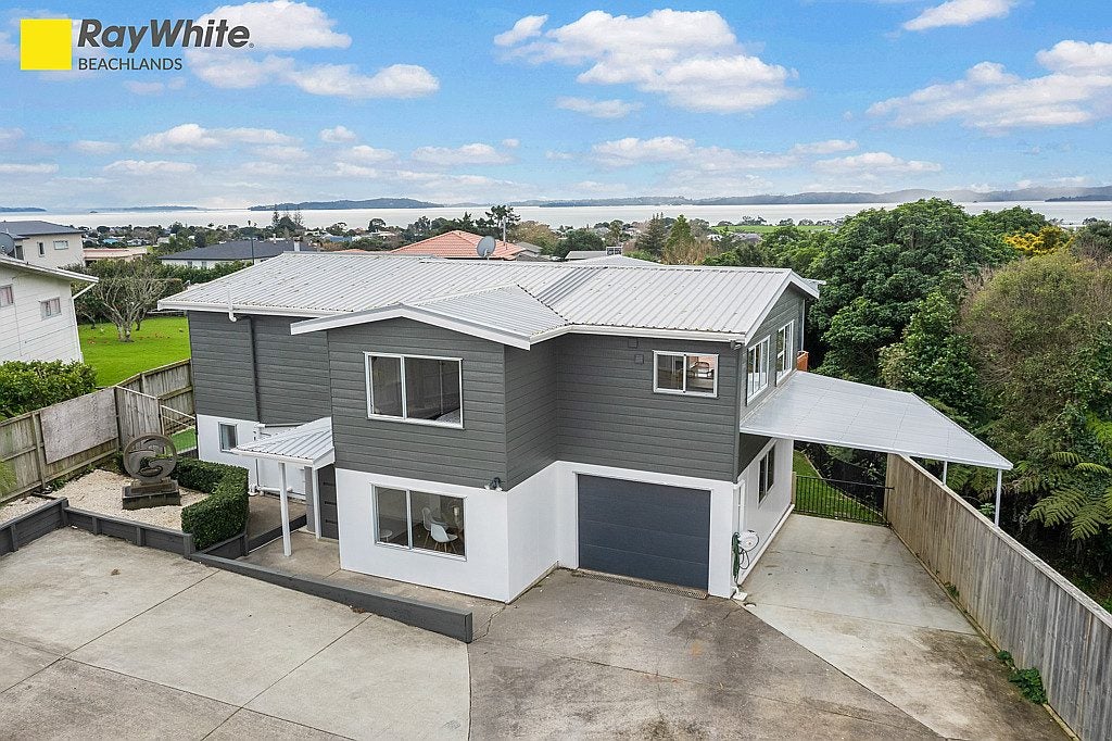 104 Beachlands Road, Beachlands, Auckland - Carousel 1
