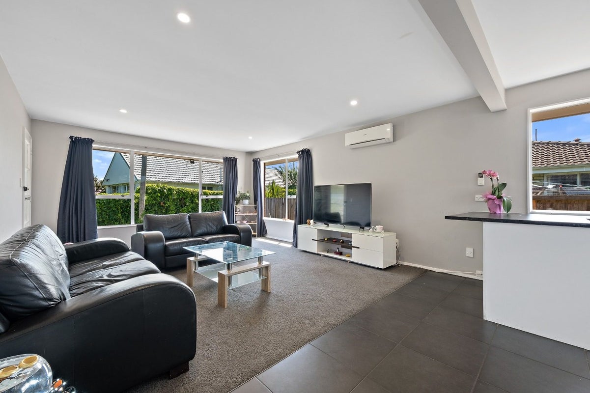 1/63B Waimairi Road, Upper Riccarton, Christchurch - Carousel 2