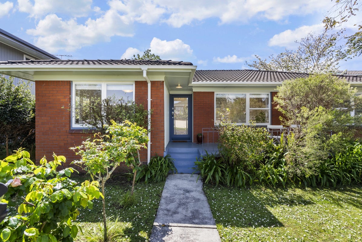 7 Innisfree Drive, Ellerslie, Auckland - Carousel 1