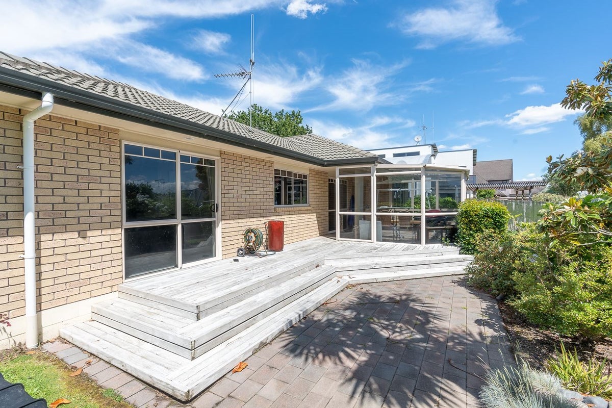 373 Hukanui Road, Rototuna, Hamilton - Carousel 2