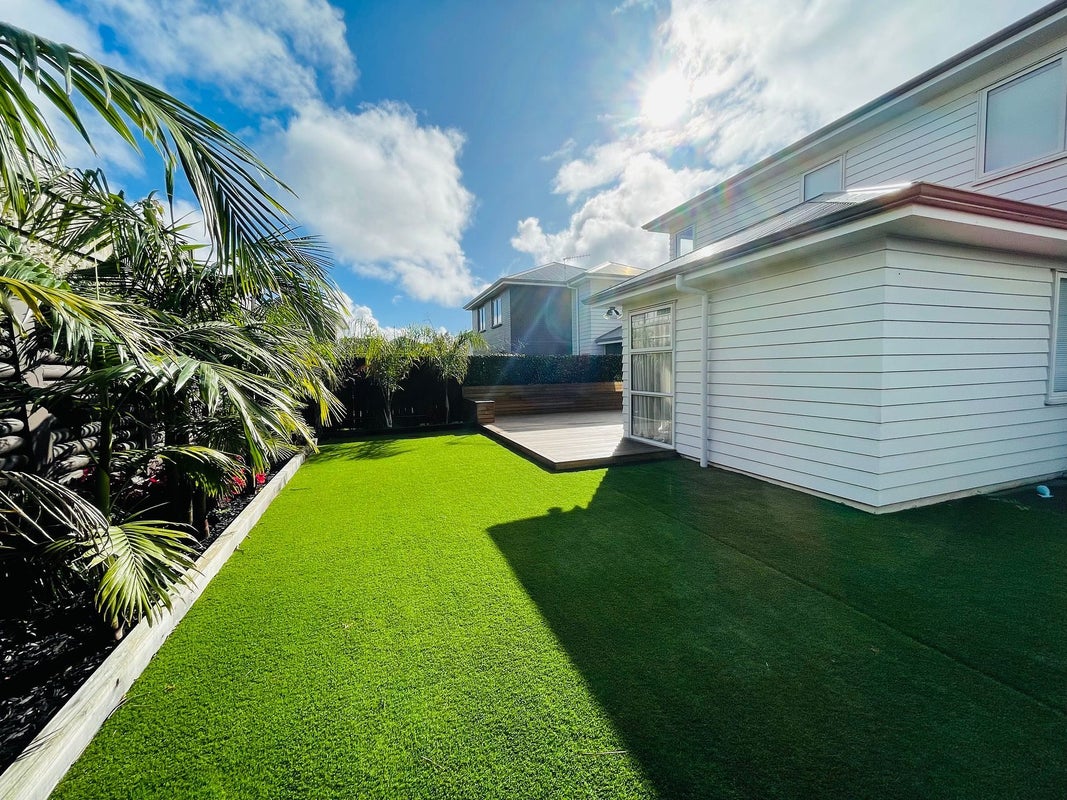 20 Samuel Cassidy Avenue, Swanson, Auckland - Carousel 12