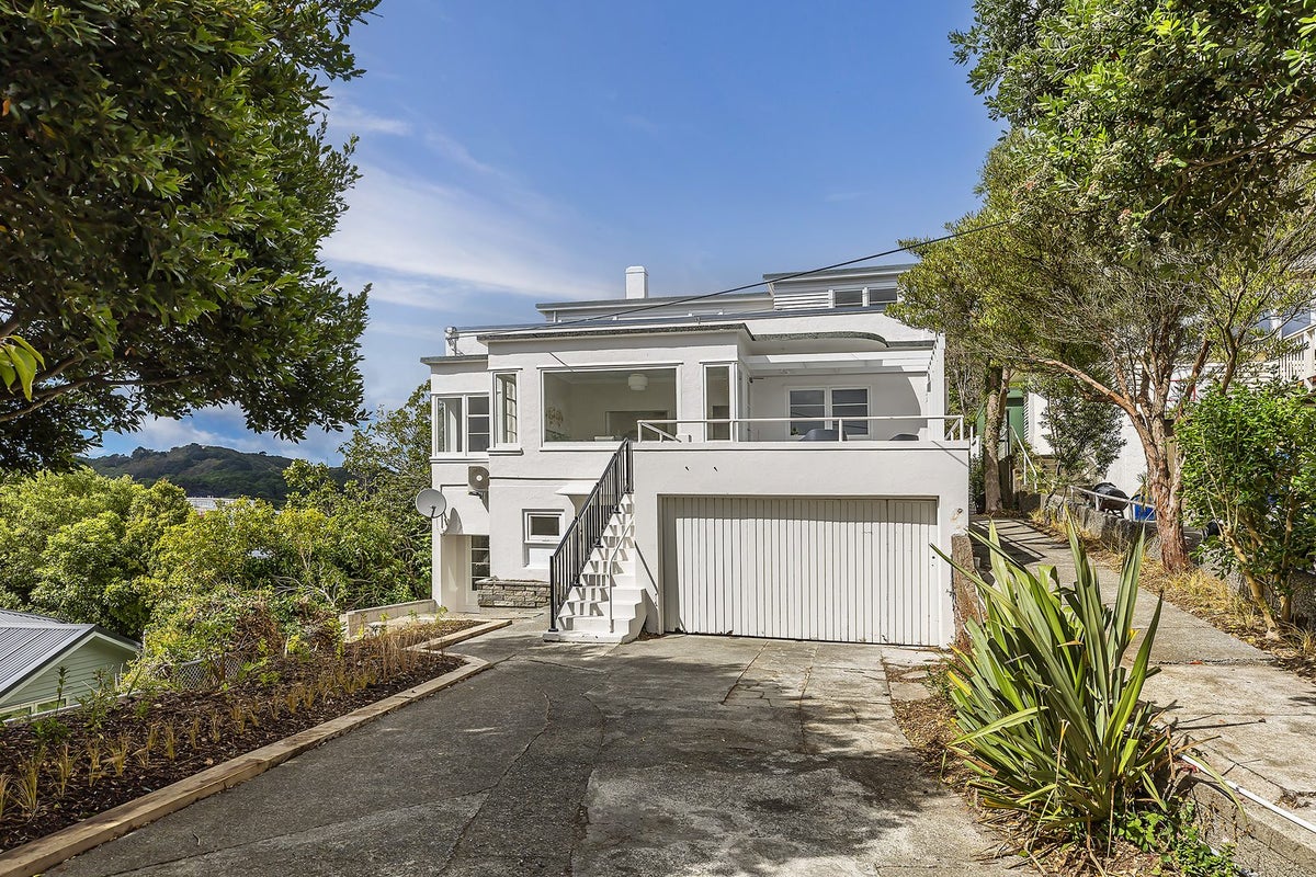 17 Trevor Terrace, Newtown, Wellington - Carousel 1