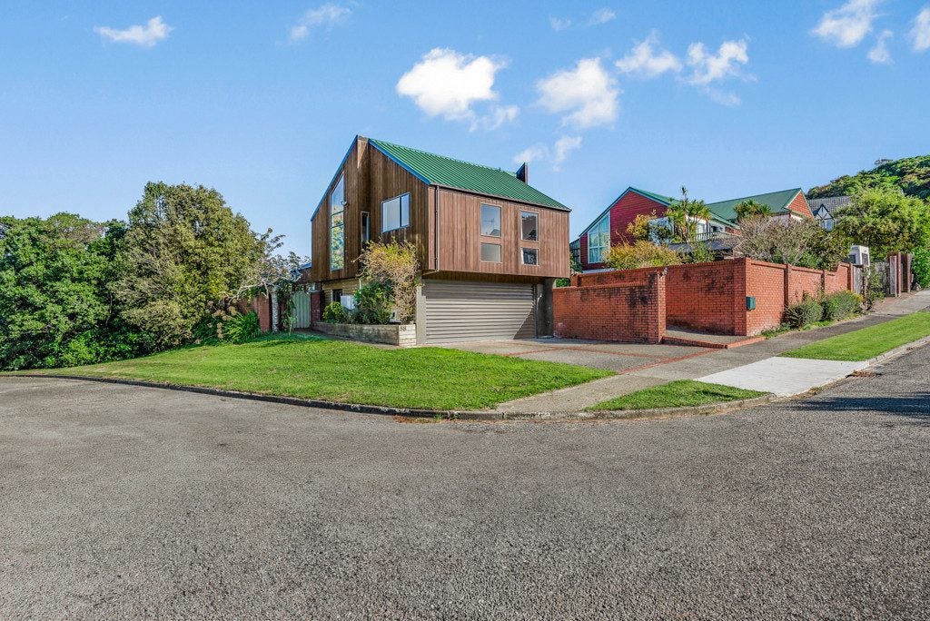 38 Stanhope Grove, Korokoro, Lower Hutt - Carousel 19