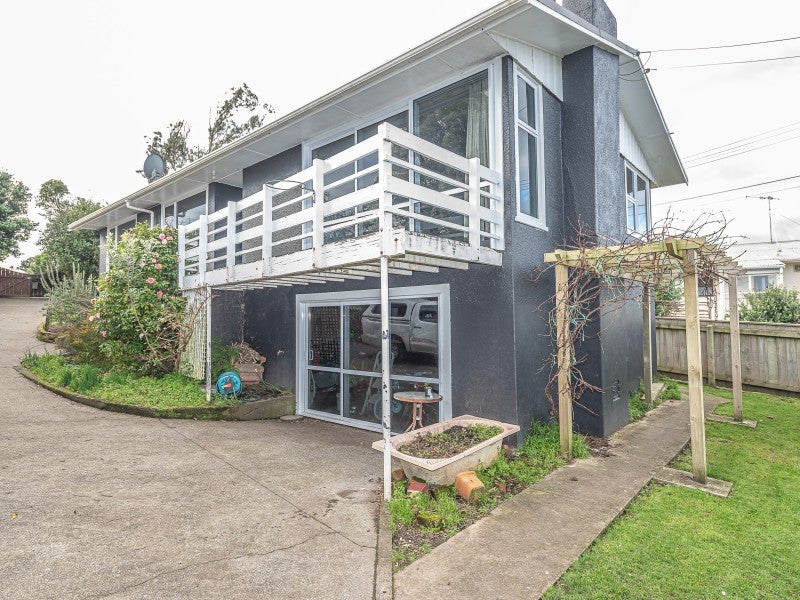112 Mount View Road, Bastia Hill, Whanganui - Carousel 1
