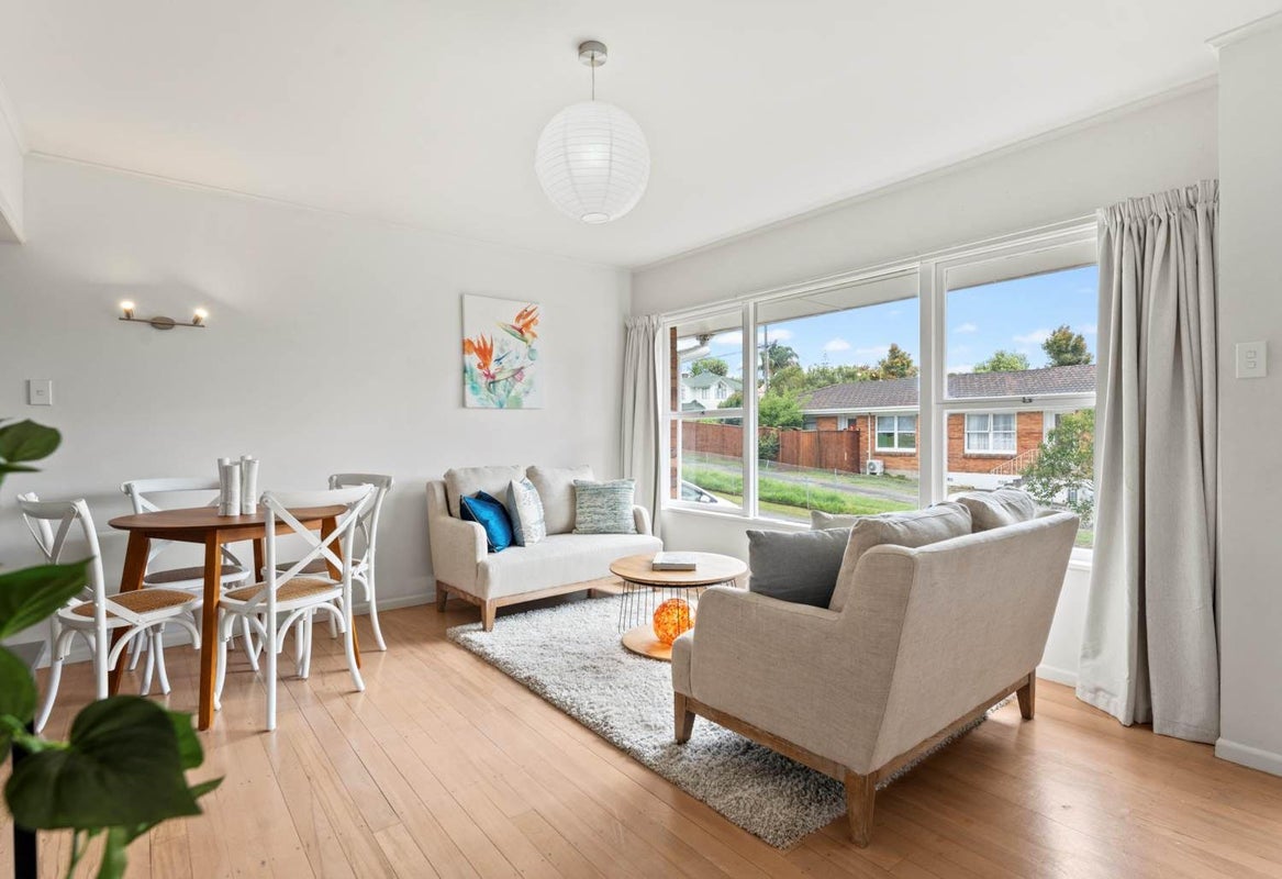 3/10 Nile Road, Milford, Auckland - Carousel 1