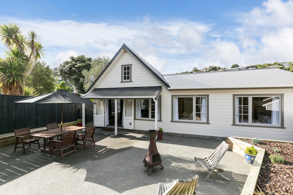 106 Weka Street, Miramar, Wellington - Carousel 1