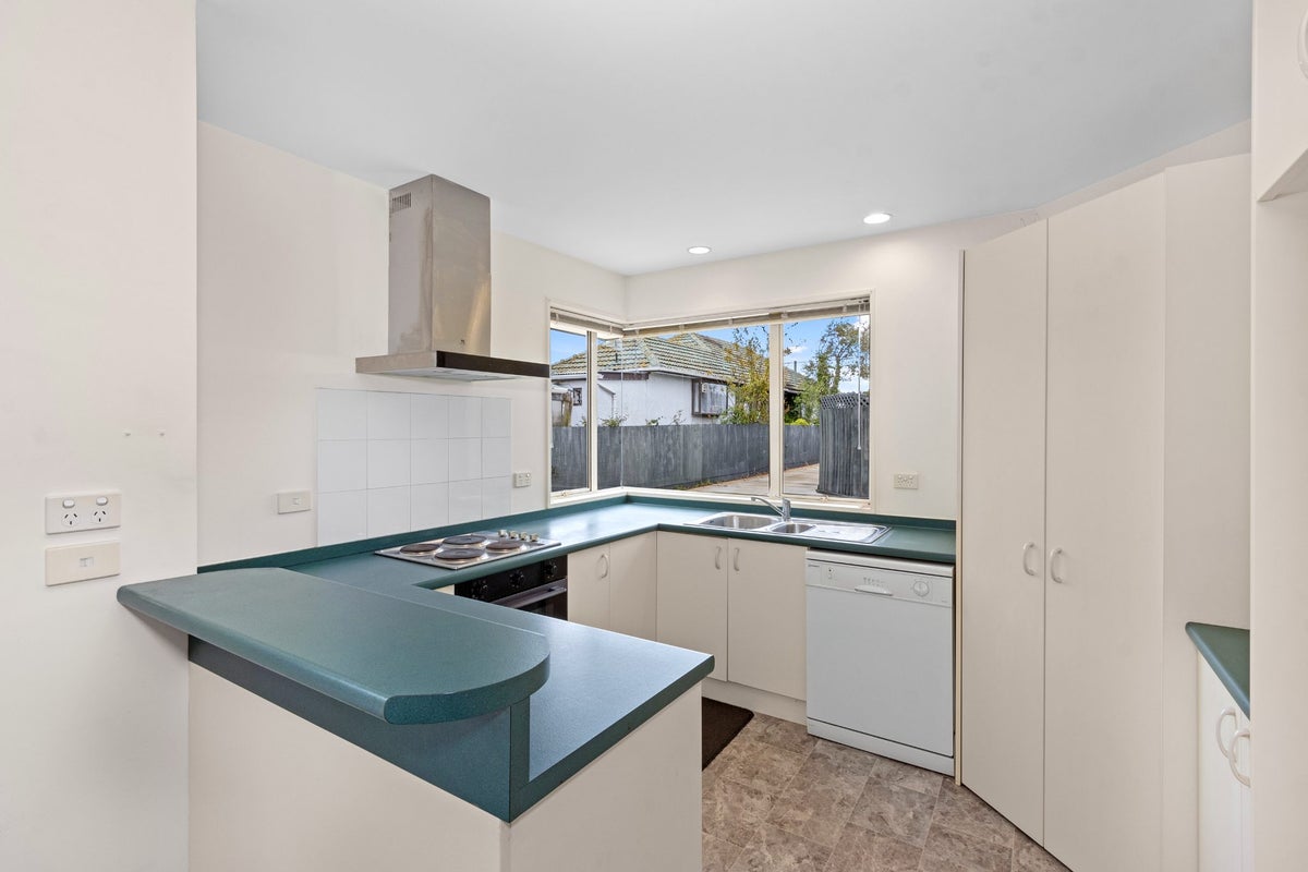 165 Bower Avenue, New Brighton, Christchurch - Carousel 2