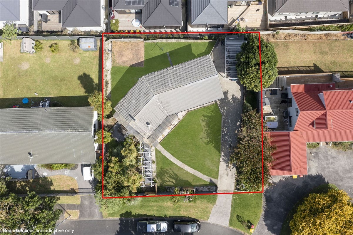 8 Lorelei Place, Opaheke, Papakura - Carousel 1