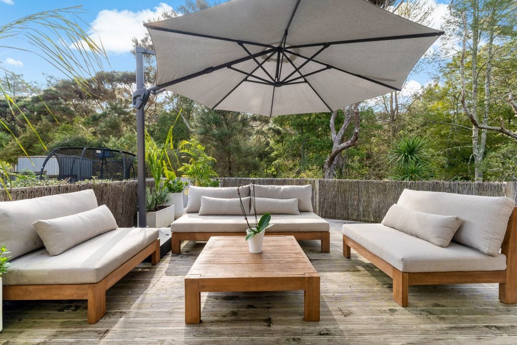 16 Kunzea Place, Greenhithe, Auckland - Carousel 2