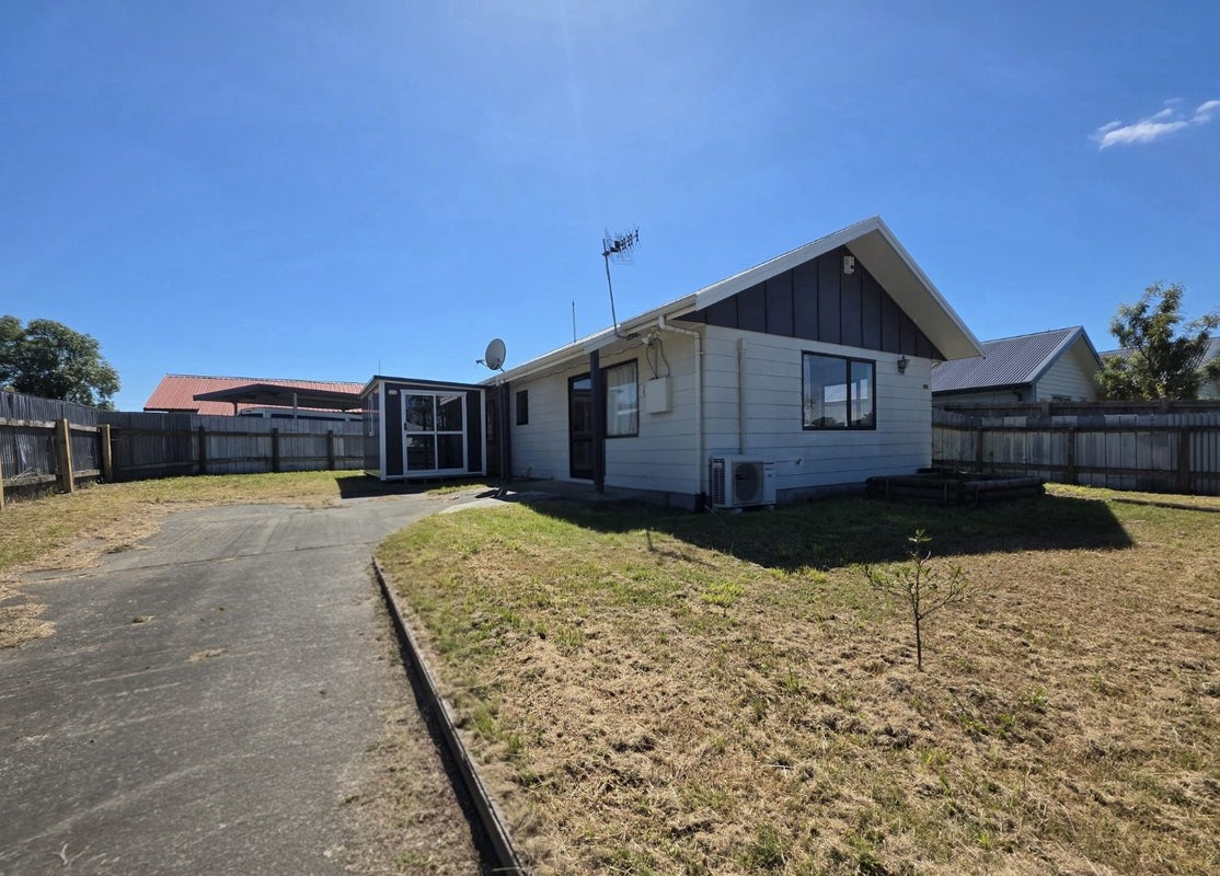 288B Flaxmere Avenue, Flaxmere, Hastings - Carousel 1