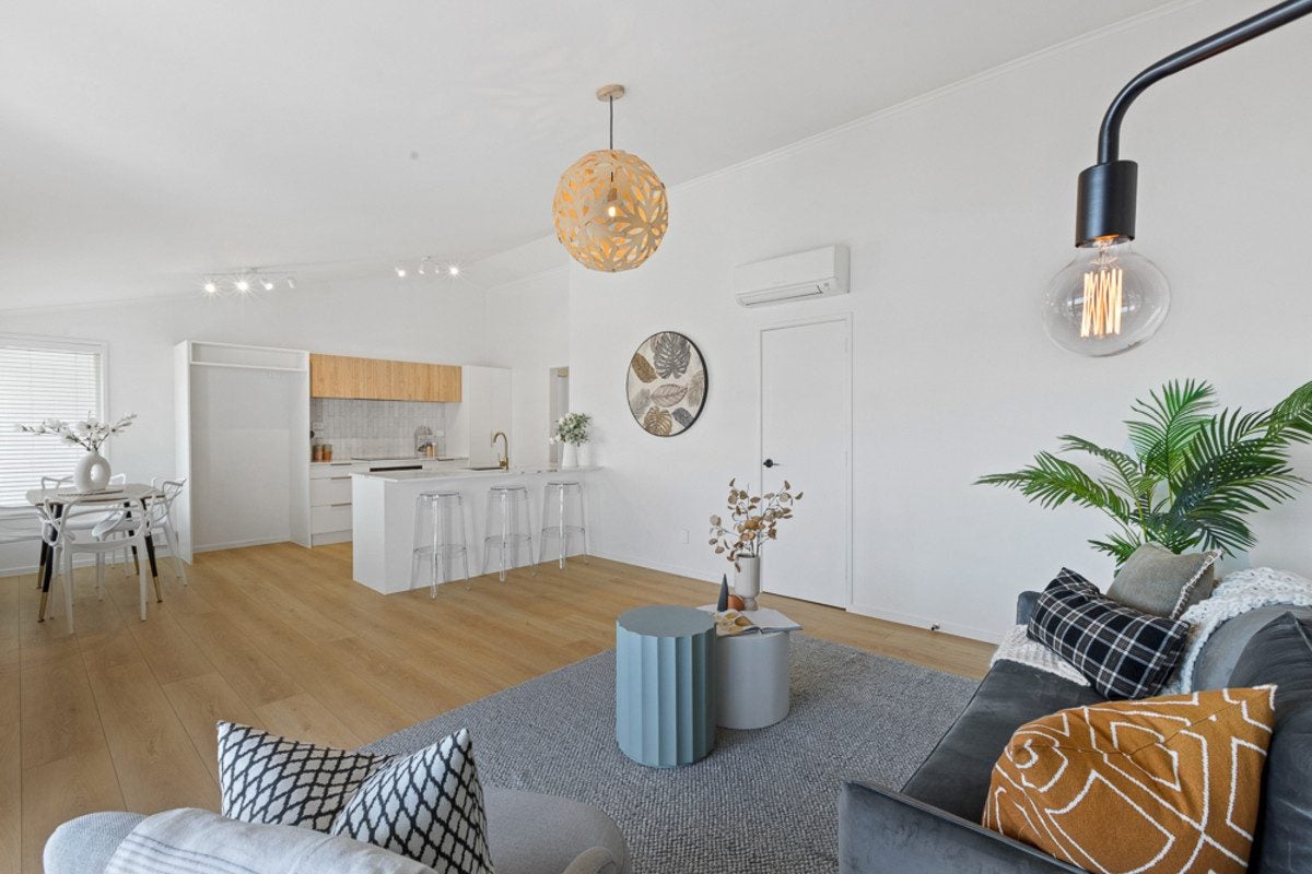 3/50 Old Lake Road, Narrow Neck, Auckland - Carousel 2