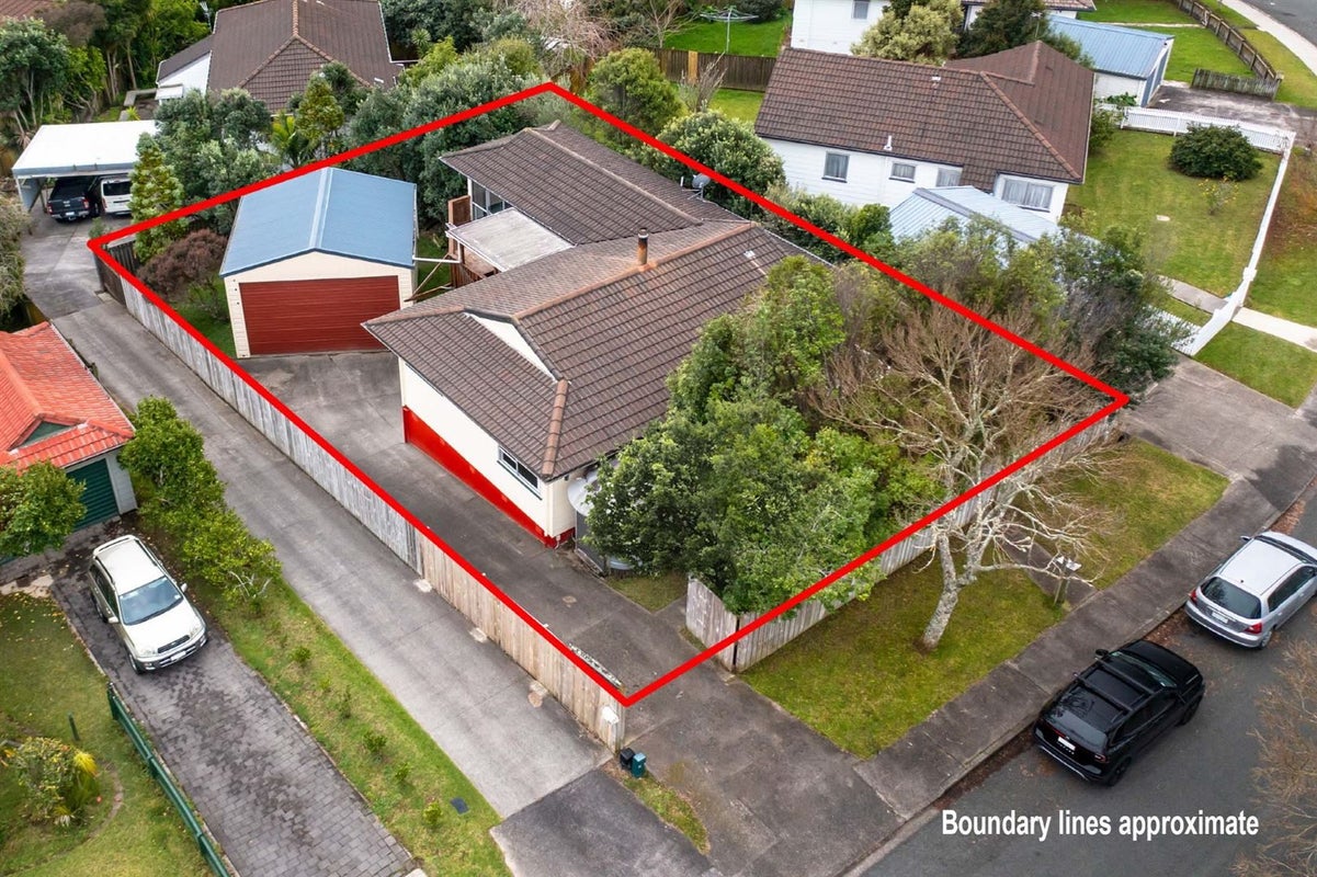 22 Santiago Crescent, Unsworth Heights, Auckland - Carousel 1