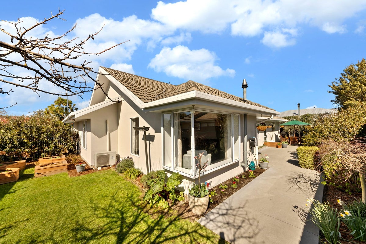 1/135 Edinburgh Street, Spreydon, Christchurch - Carousel 1