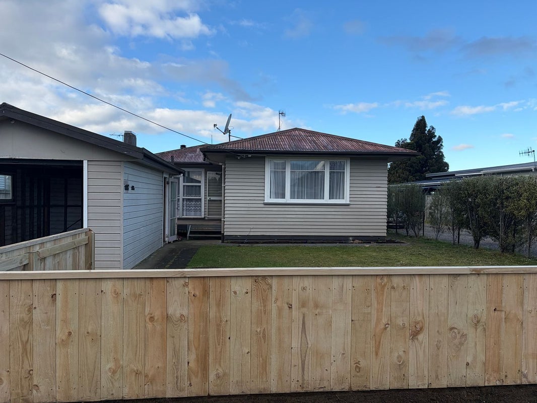 15A Tui Road, Western Heights, Rotorua - Carousel 1