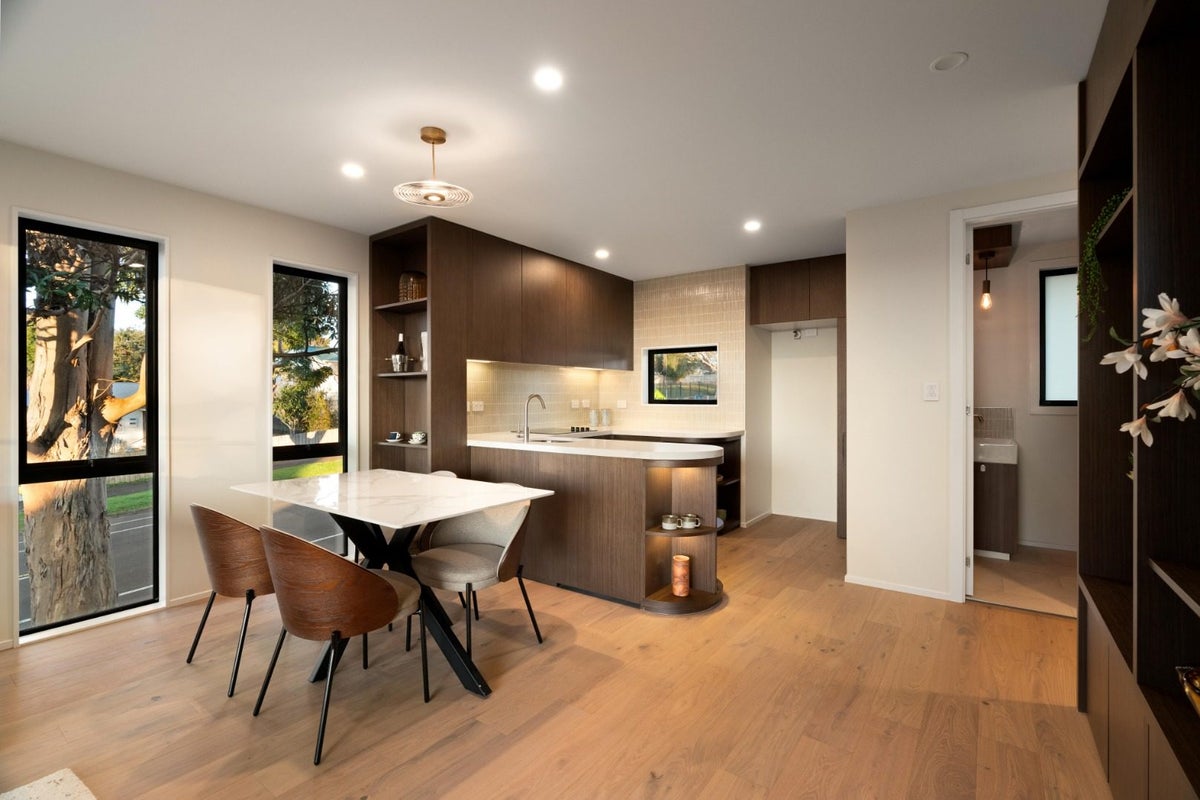 182 Tripoli Road, Point England, Auckland - Carousel 2