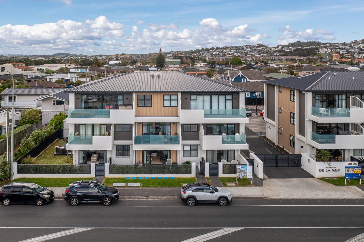 1/388 Hibiscus Coast Highway, Orewa, Orewa - Carousel 1