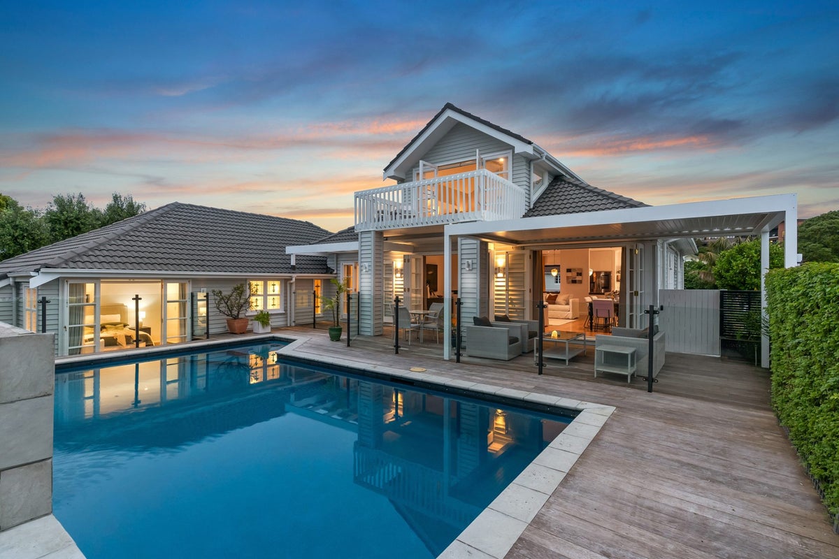 14 St Oswalds Road, Greenlane, Auckland - Carousel 1