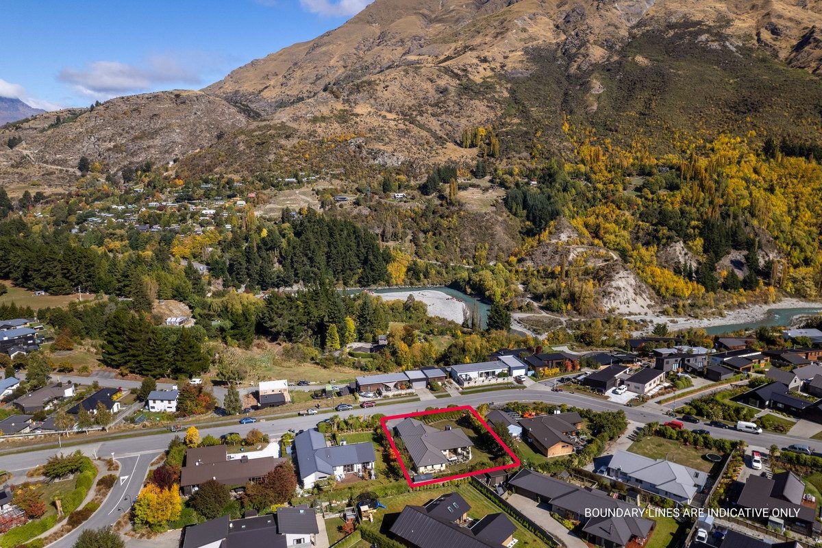 14 Morning Star Terrace, Arthurs Point, Queenstown - Carousel 2