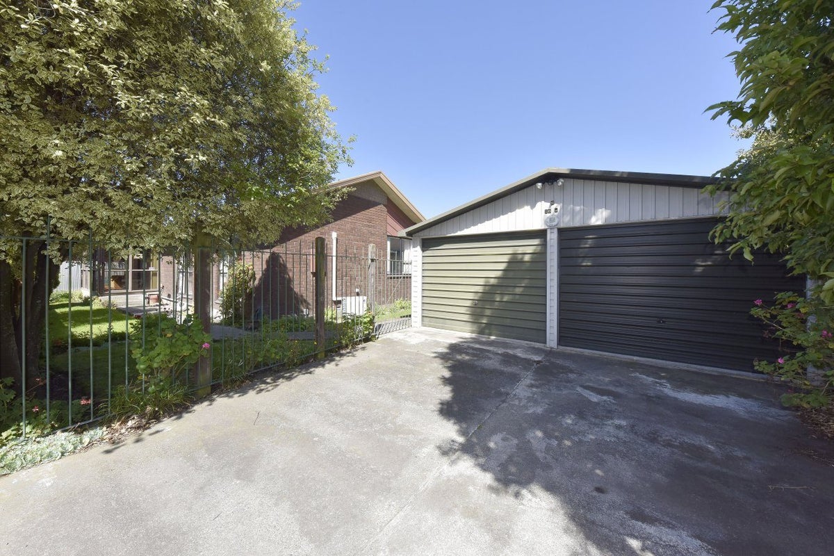 2/16B Ward Street, Addington, Christchurch - Carousel 2
