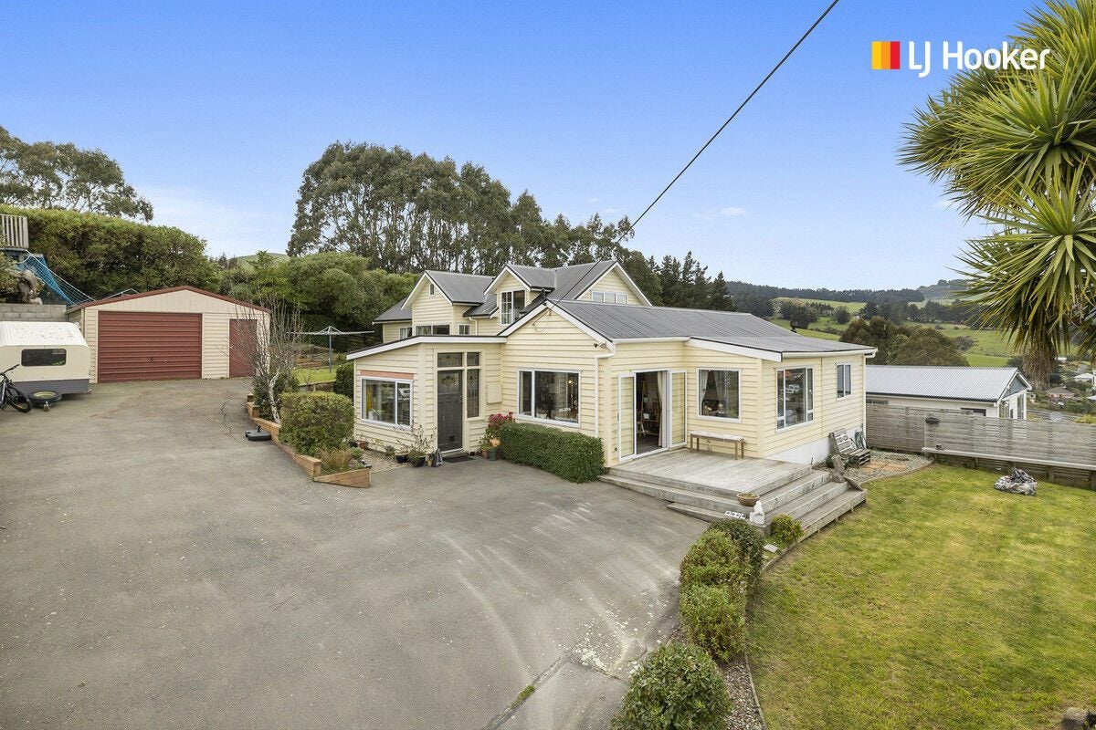 3 Glenfinlass Street, Company Bay, Dunedin - Carousel 2