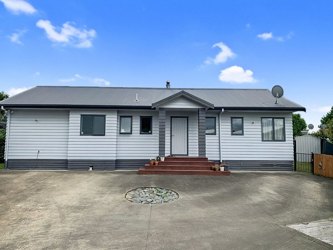 8 Elsthorpe Avenue, Mangapapa, Gisborne - Carousel 2