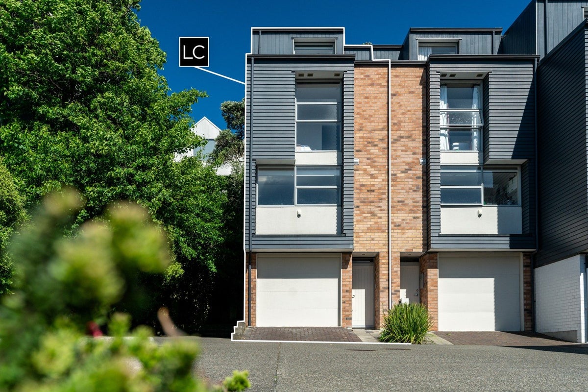 52/120 Rintoul Street, Newtown, Wellington - Carousel 1