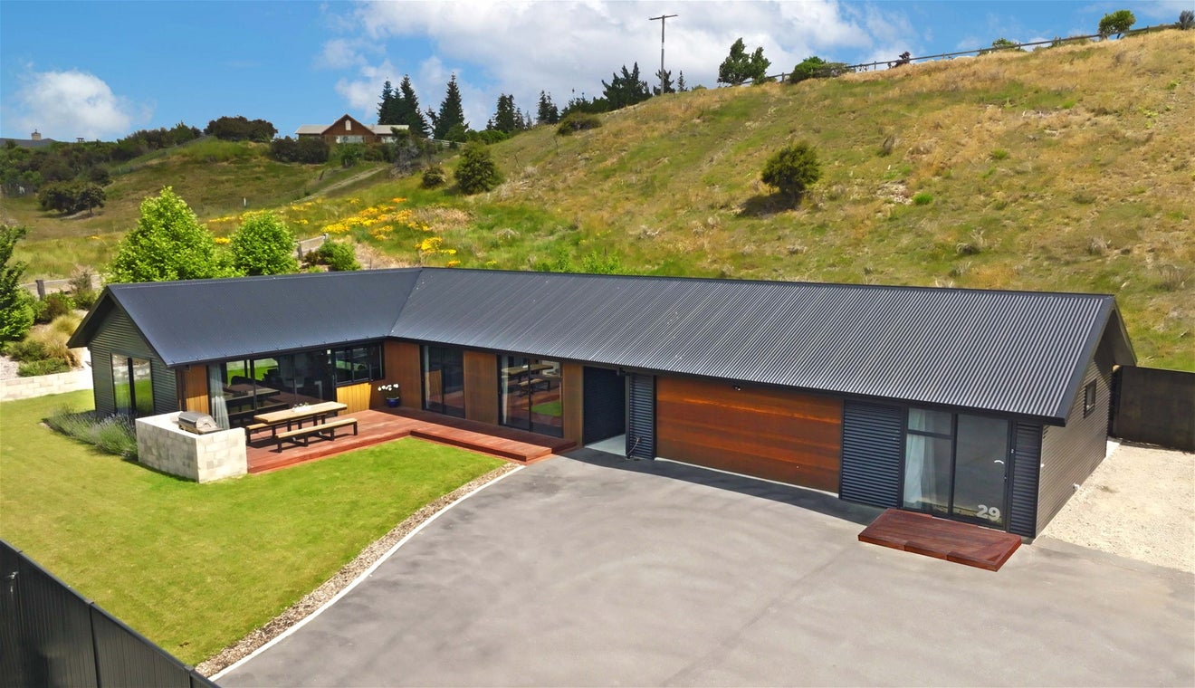 29 Kingfisher CRES, Albert Town, Wanaka - Carousel 1