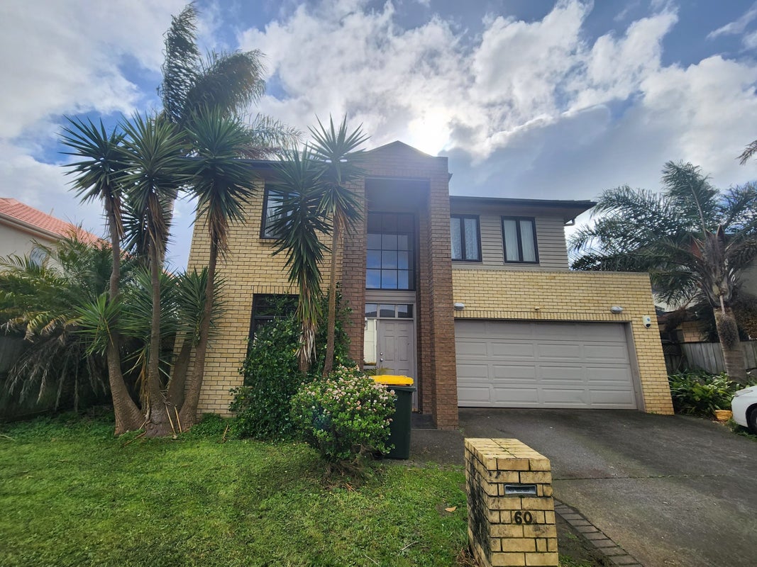 60 Baverstock Road, Flat Bush, Auckland - Carousel 1