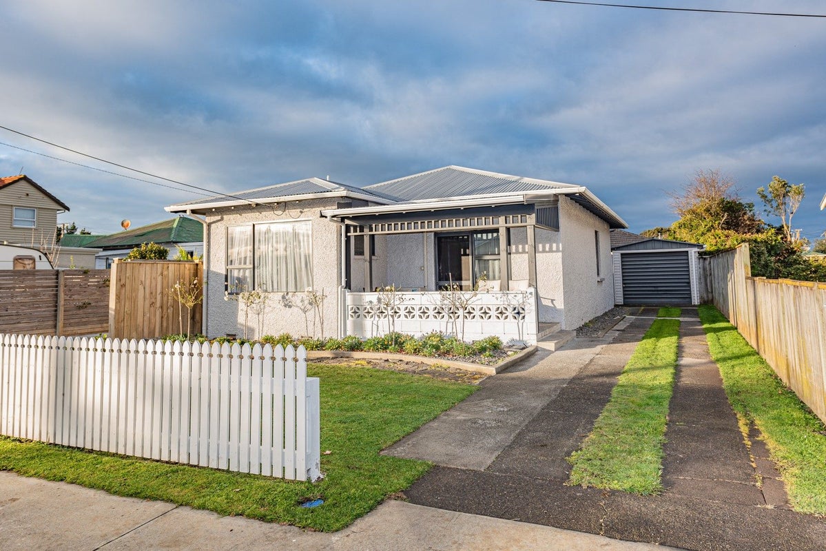 74 Portal Street, Durie Hill, Whanganui - Carousel 1