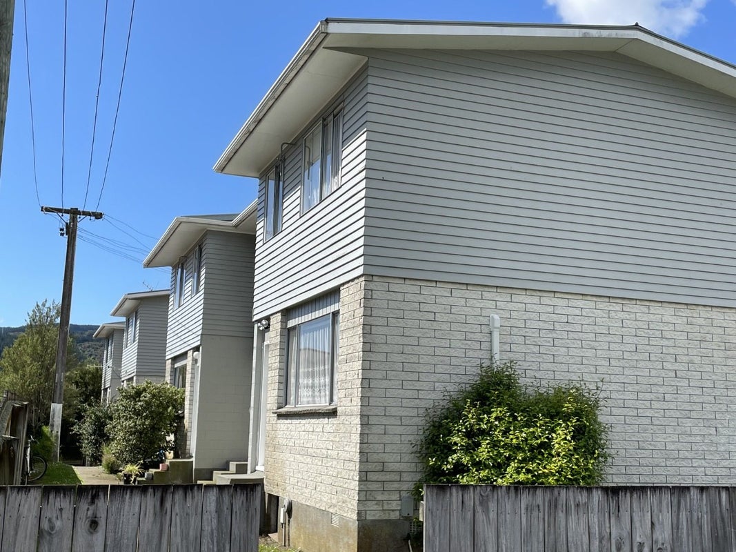 6/62 Martin Street, Wallaceville, Upper Hutt - Carousel 1