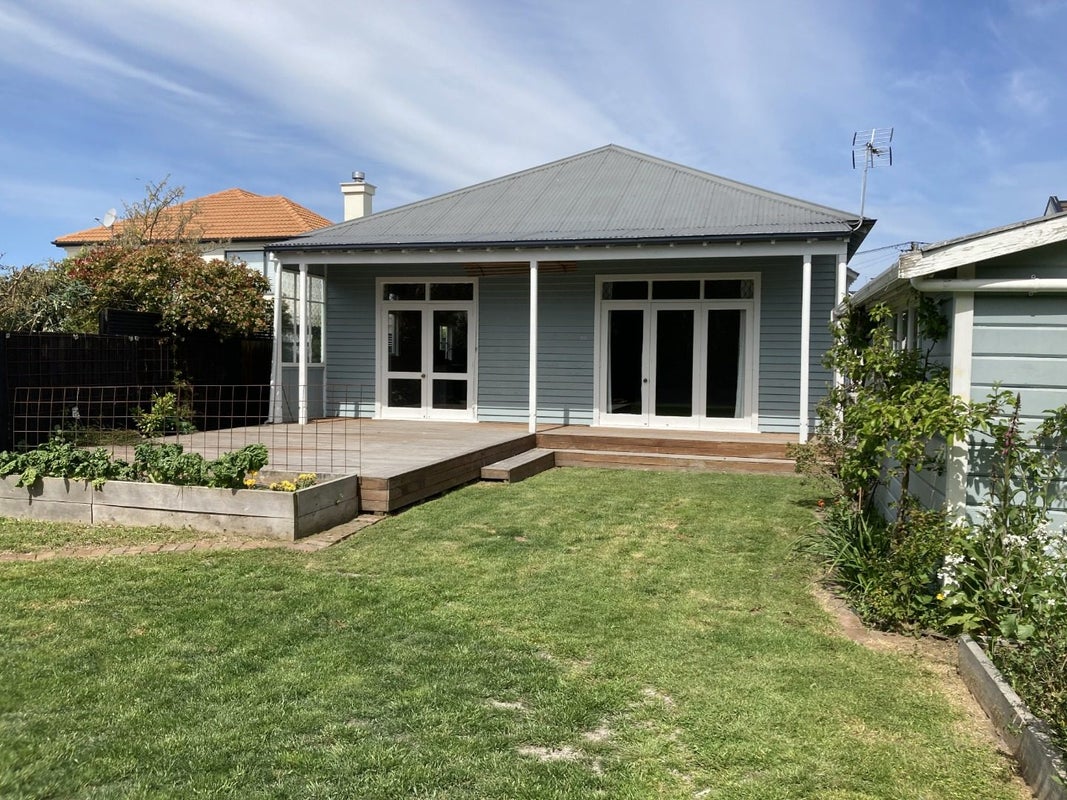 81 Knowles Street, St Albans, Christchurch - Carousel 2