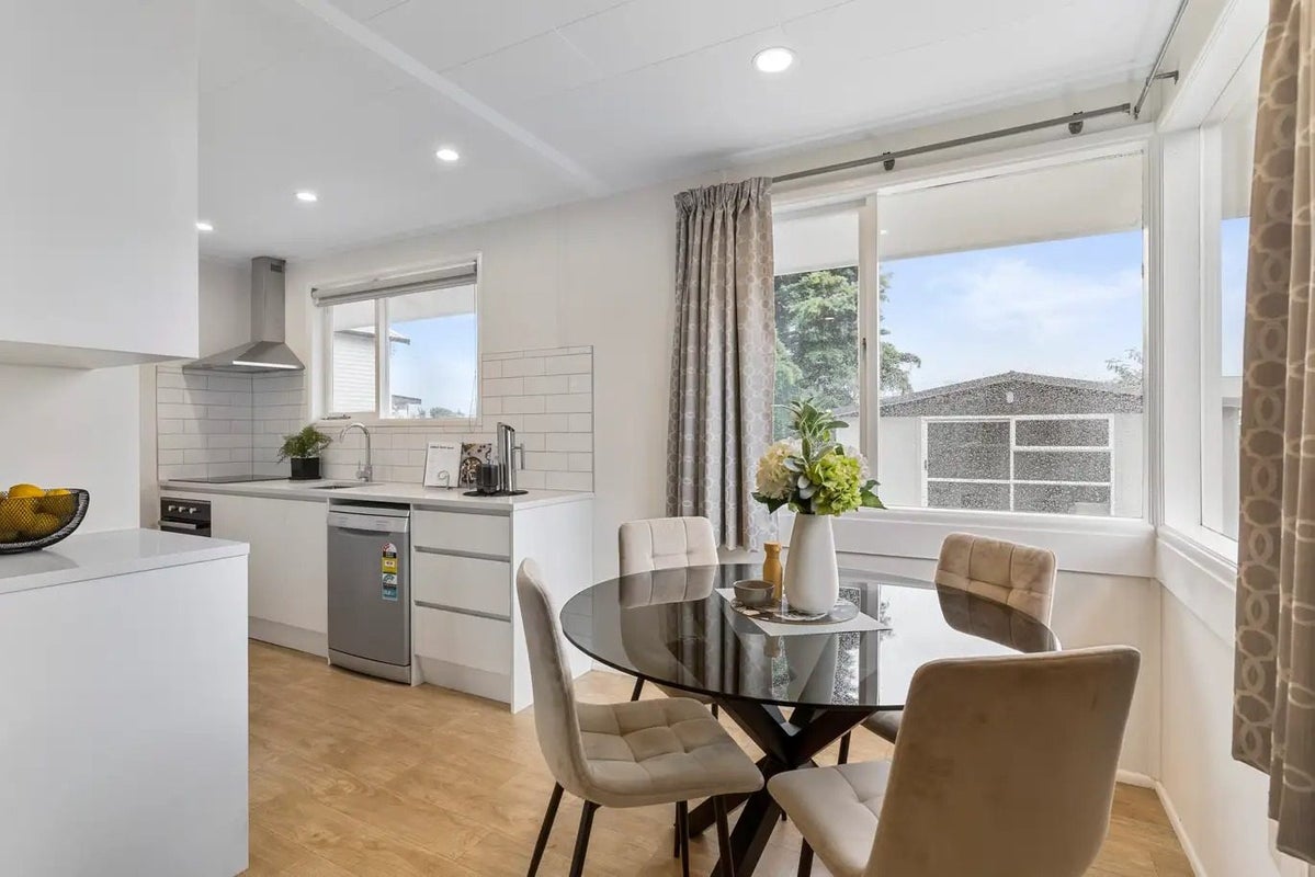17 Harania Avenue, Favona, Auckland - Carousel 2