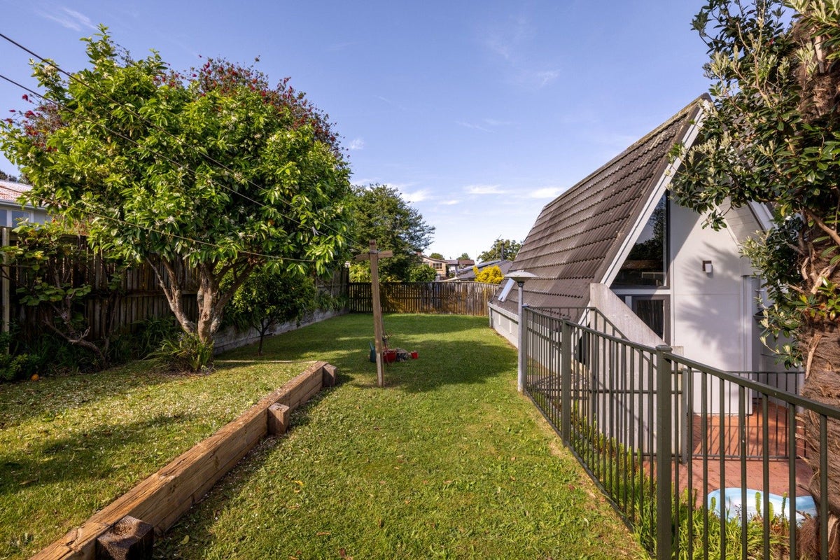 36 Jonathon Street, Brookfield, Tauranga - Carousel 15